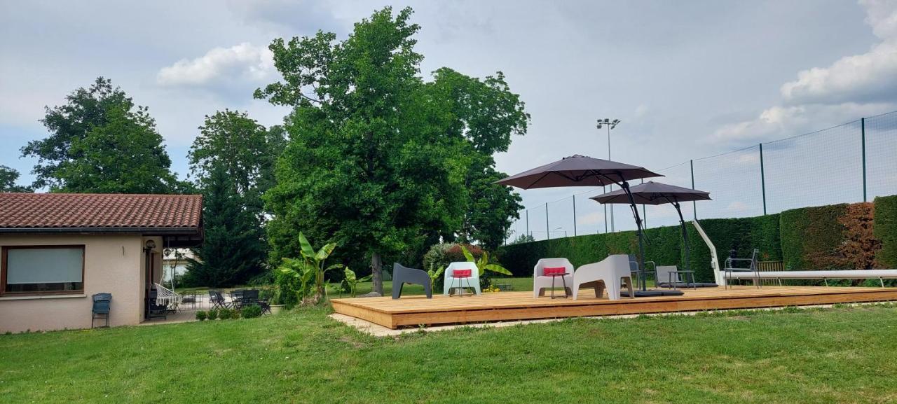 فندق Etesia Feurs المظهر الخارجي الصورة
